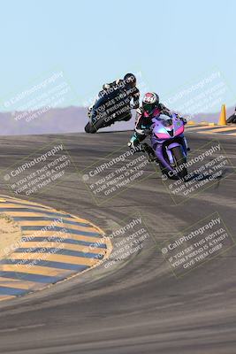 media/Jan-10-2025-CVMA Friday Practice (Fri) [[489e0da257]]/Group 4 and Trackday/Session 3 (Turns 9 and 10)/